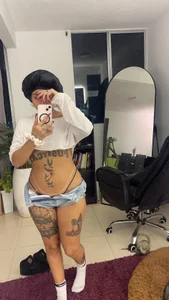 louisemv21 Public Pic 6