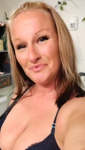 foxyroxy1983's XXX Nude Photo 3