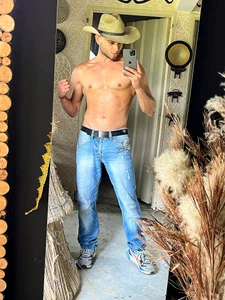 Public od AlexisLoaiza  7 snímek