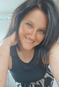 Pleasing-Chloe49 Public Pic 7