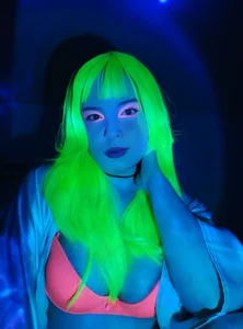 Rosie_Good_girl rose neon Pic 3