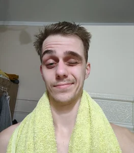 Public de Teyho_  5 photos