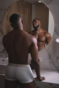 benjamincol: ME ( 4 фото)