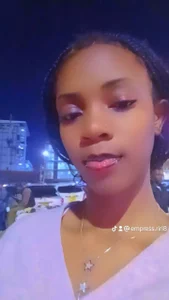 pretty_naughty_tits Public 사진