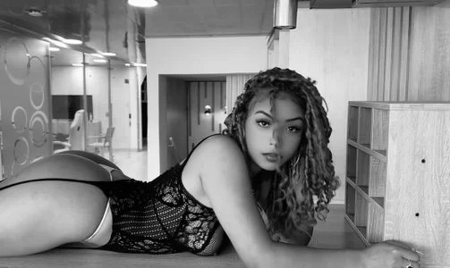 Tprettytiana kullanıcısının Black Seduction 🖤🖤 albümü -  2 fotoğraf