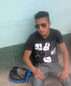 Deyvgv Myself  3টি ছবি