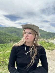 Malley_Saunds Time for adventure! Pic 3