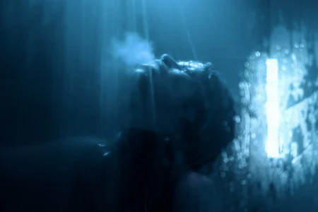 alessa_goreng showering Pic 3