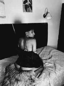 junior_cum18: Public ( 2 фото)