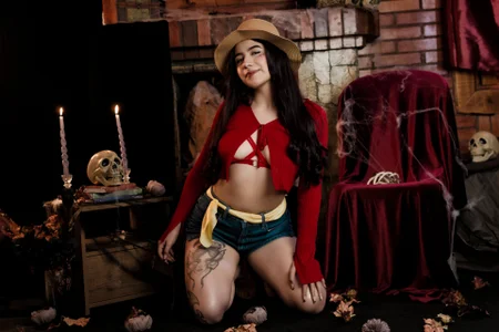 Amy_joones 🏴‍☠️ Your favorite pirate captain is ready to steal more than just your heart… 😈 Pic 6