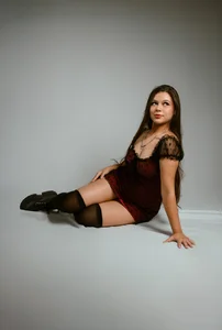 VioletMuller seductive and captivating 💎 - {count, plural, one {תמונה אחת} two {שתי תמונות} many {# תמונות} other {# תמונות}}