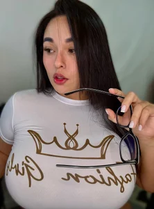 CelesteBrucee t-shirt Pic 2