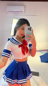 DollieEmma Public 사진 4