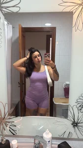 SelenaRamirez Public зображення 9
