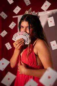 Lexxi_Vega dress poker - {count, plural, one {תמונה אחת} two {שתי תמונות} many {# תמונות} other {# תמונות}}