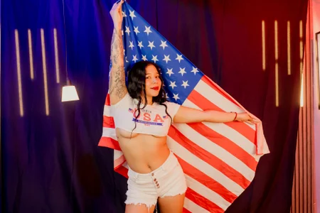 AriannaFoxxy 4th July Independence Pic 5