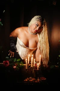 Adelehottman HOT ME Pic