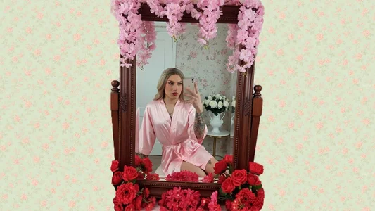 Public de queenramoona-hot  5 Imagens