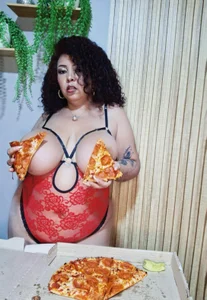 MaraaSweett Pizza time Pic