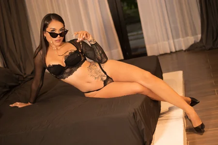 ValerieAustin Pretty Cool Pic 2