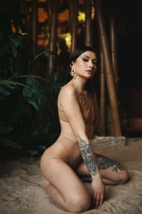 Ishtar_Divine Public Foto 4