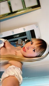 Camilabarbietoscano Know me Pic 5