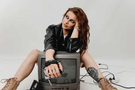 DelaineLindel Public รูป 