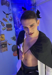 Enjoy my Halloween gallery🎃 od ChaseBennett  6 snímek