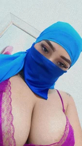 Inaya_Khalifa: I just came to play... and I ended up turning your mind on🥵 ( 7 фото)