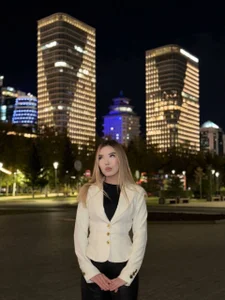 MadeleneStoesz Public Poză 6