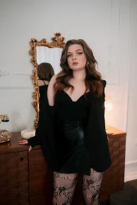 CrystalLyons Laced Command Immagine  5