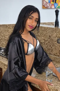 Cleo-Escobar sensual country day Pic