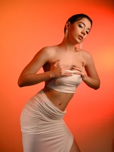 Alice_Deleon Wet and Sexy Foto 3