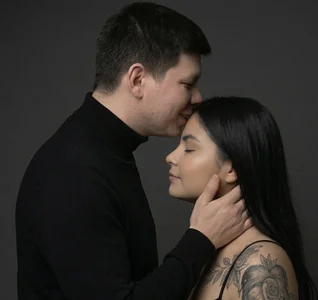 Violet_Charl Public Pic 3