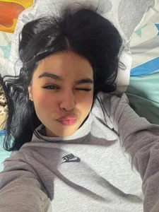 kyra_fox_ Public Foto