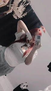 tiny_velvet Public Pic