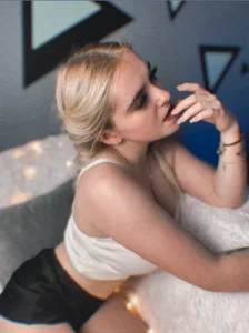 StefNiks Tenderness or sexuality?🤍🤍 Pic 3
