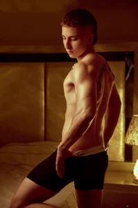 AsmodeoCox: Public ( 2 фото)