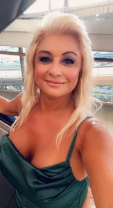 BlondeLatinaErica Public Pic