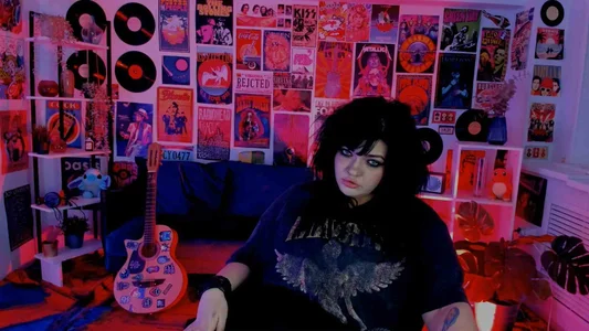 MaryHarrys Grunge Pic 7