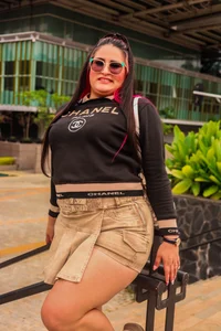 BellaPeers_ ☀Sunny day Pic