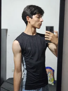 VAZAKの6の 2枚の写真