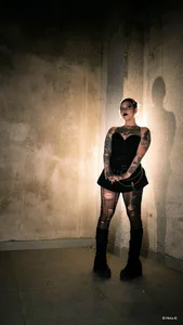 Queen of the backrooms de Jessie_williams Foto 3