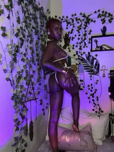 Nova_Devine Im Nova_Devine 🔮 Foto 5
