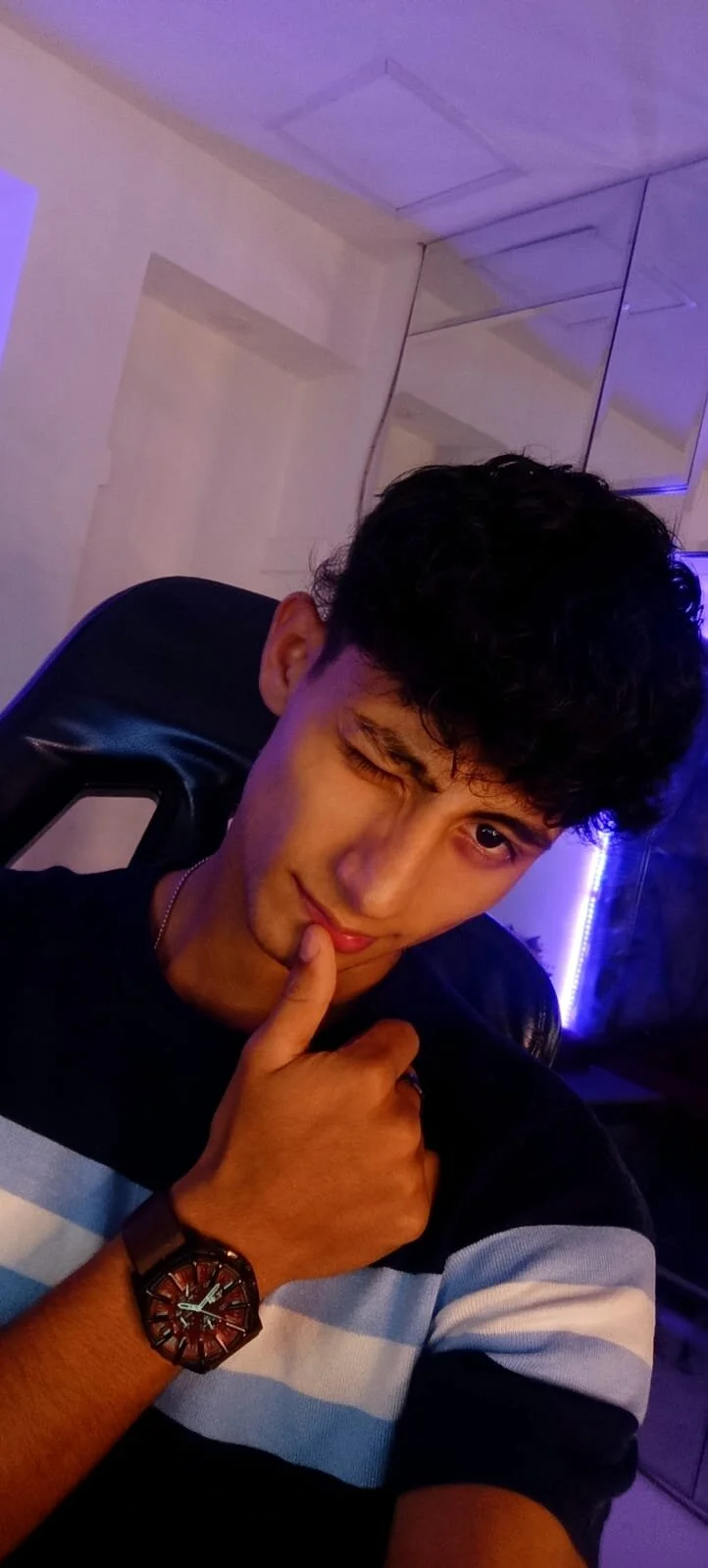 MaxiimoRomano_ Δημοφιλής εικόνα 3078