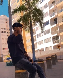 Public od dafnezahiraa_  9 snímek