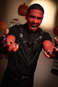 JoshMillerr_ HALLOWEEN TIME Pic 4