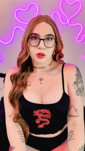 VIckSexyDoll Public Pic 2