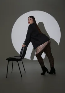 AdeleJhones Sexy and elegant Pic 6