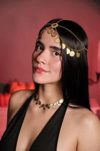 ConnyJenner The Queen is watching… 👁️👑 사진 8